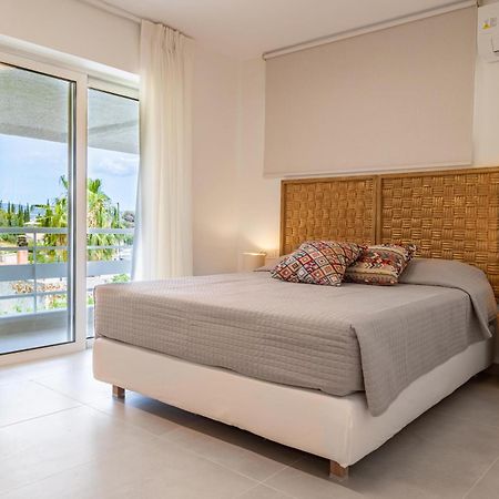 Arancia Elegant Rooms And Suites Tolo Ngoại thất bức ảnh