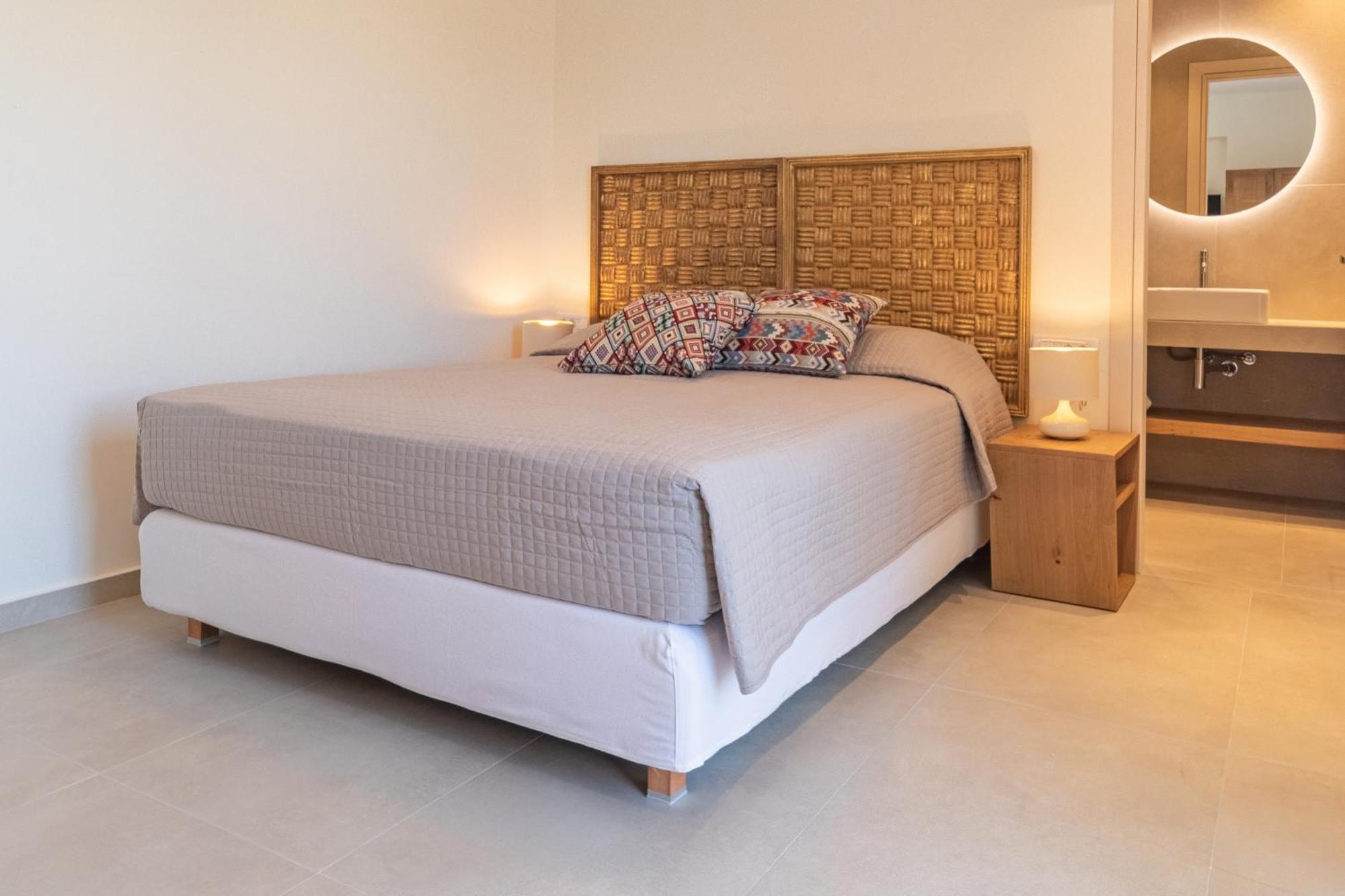 Arancia Elegant Rooms And Suites Tolo Ngoại thất bức ảnh