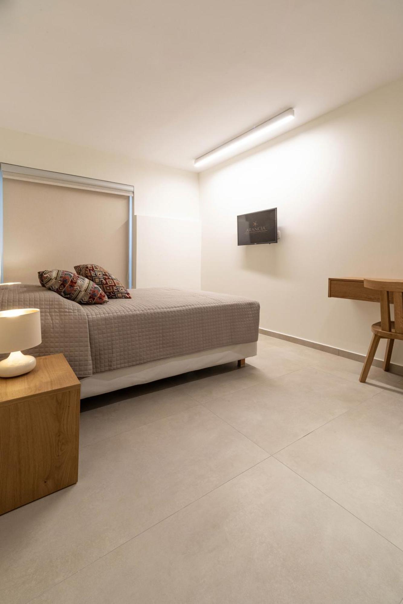 Arancia Elegant Rooms And Suites Tolo Ngoại thất bức ảnh
