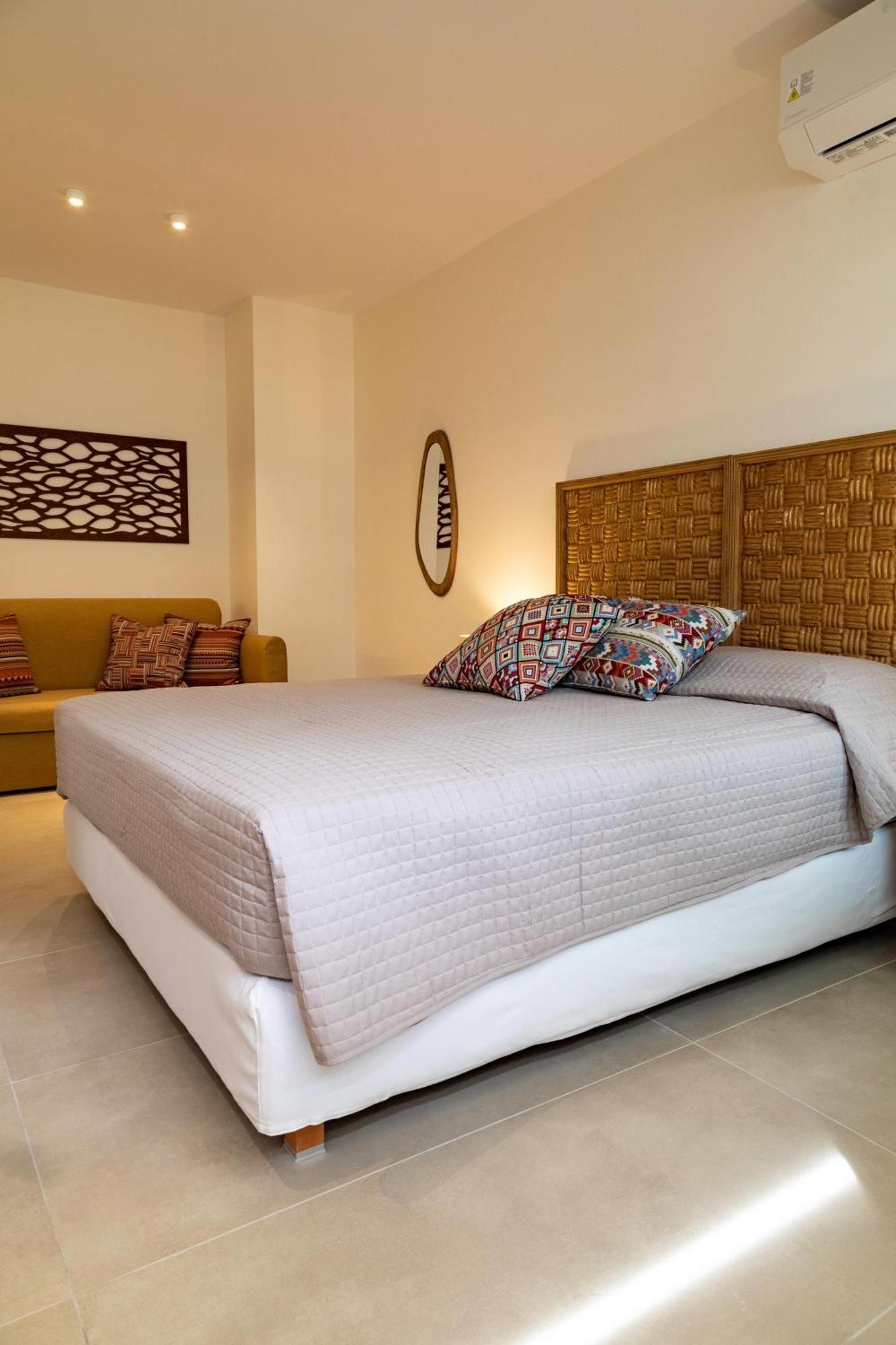 Arancia Elegant Rooms And Suites Tolo Ngoại thất bức ảnh